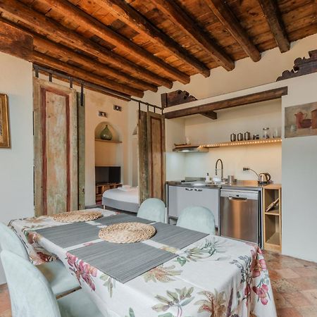 Porta Garibaldi Antique Charm Apartment มิลาน ภายนอก รูปภาพ